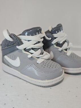 Nike Flight Kids'/  Grey White High-Top Sneakers Baby Shoes 3C